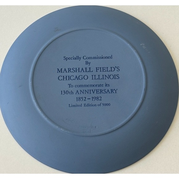 Marshall Fields 1852 - 1982 Commemorative Plate Blue Clock Design - Wedgwood - Picture 4 of 5